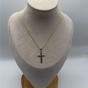 Elegant Gold Cross Pendant Necklace